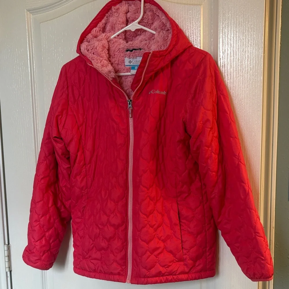 Columbia Quilted Hooded Jacket with Plush Lining Girl’s size 18/20 XL